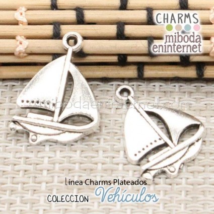 Charm Barco Velero plateado