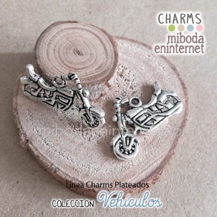 Charm Moto plateada