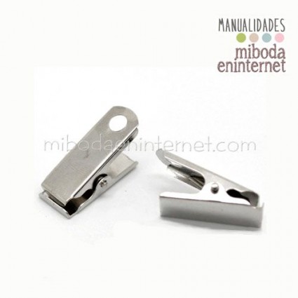 Pinza plana dentada metal plateado