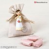 Imán Comunión niña vestido romántico presentado sobre bolsa algodón tipo arpillera con caramelos