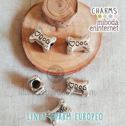 Charm Europeo metal plata hueso perro