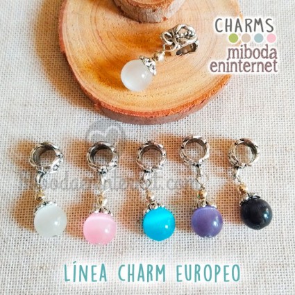 Charm Europeo metal plata bola ojo de gato