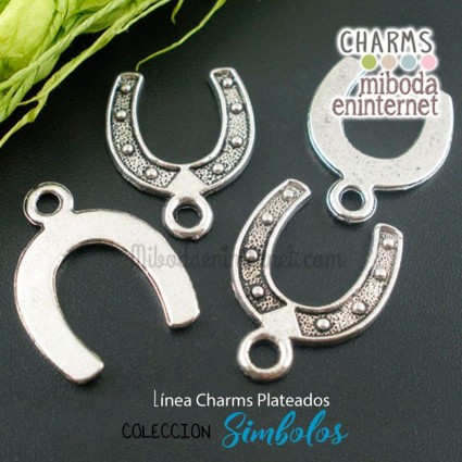 Charm metal plateado herradura de la suerte