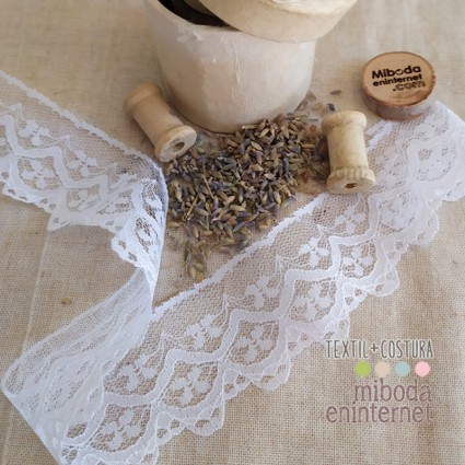 Cinta de encaje de tul 4 cms blanco