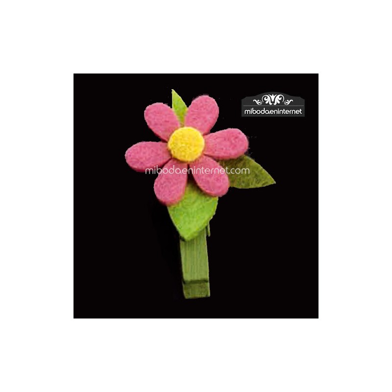 Pinza flor rosa