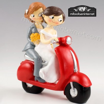 Figura Pastel Novios Chicas Pop & Fun Moto Vespa