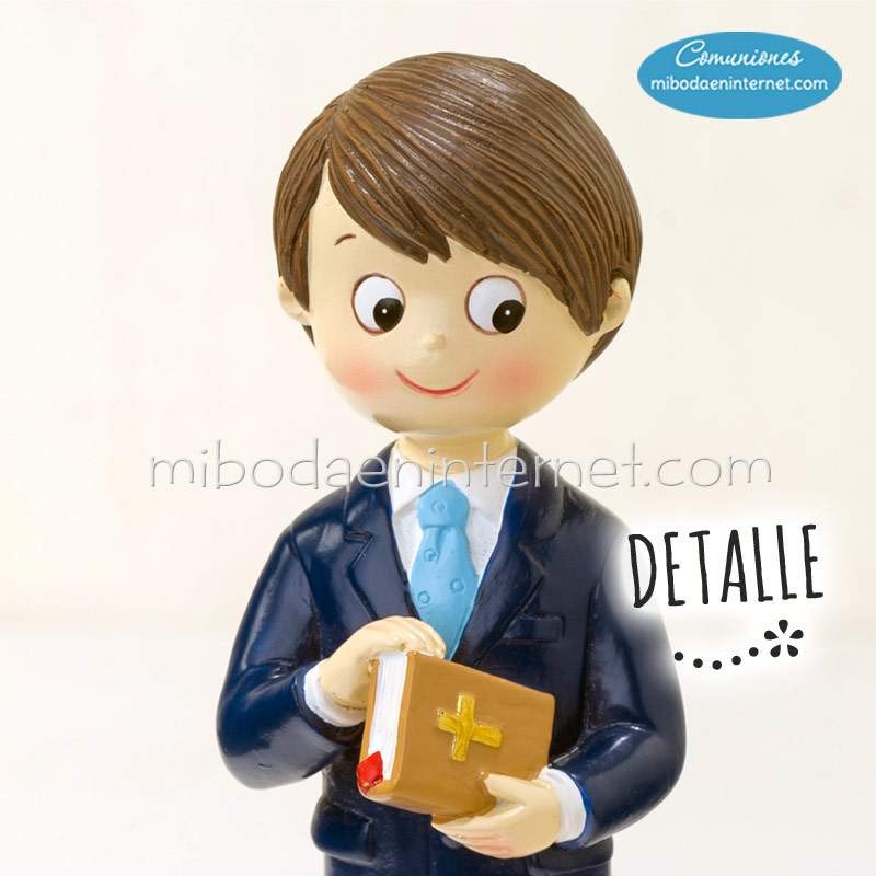 Figura tarta comunión niña con Biblia.