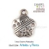 Charm Flor Labrada plateada