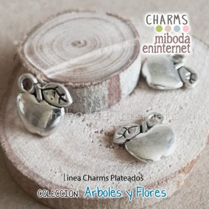 Charm Manzana plateada